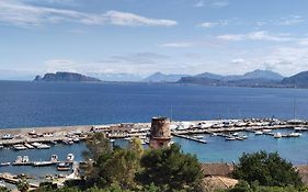 RineddaHouse Arenella - Vista Mare Panoramica a Palermo con Parcheggio privato
